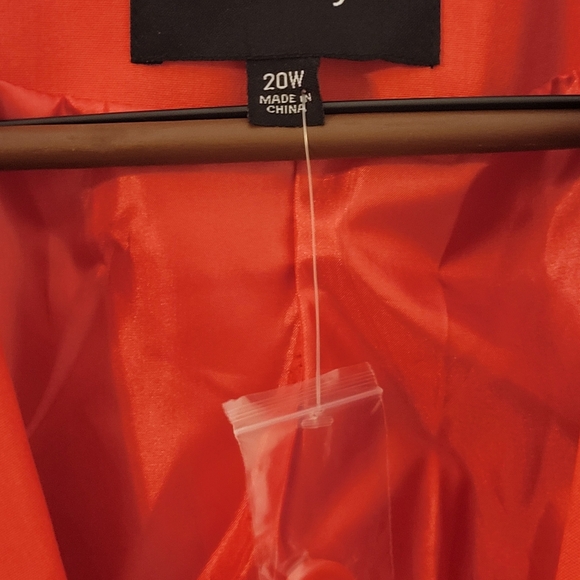 Plus, size dark pink color blazer - Picture 3 of 3